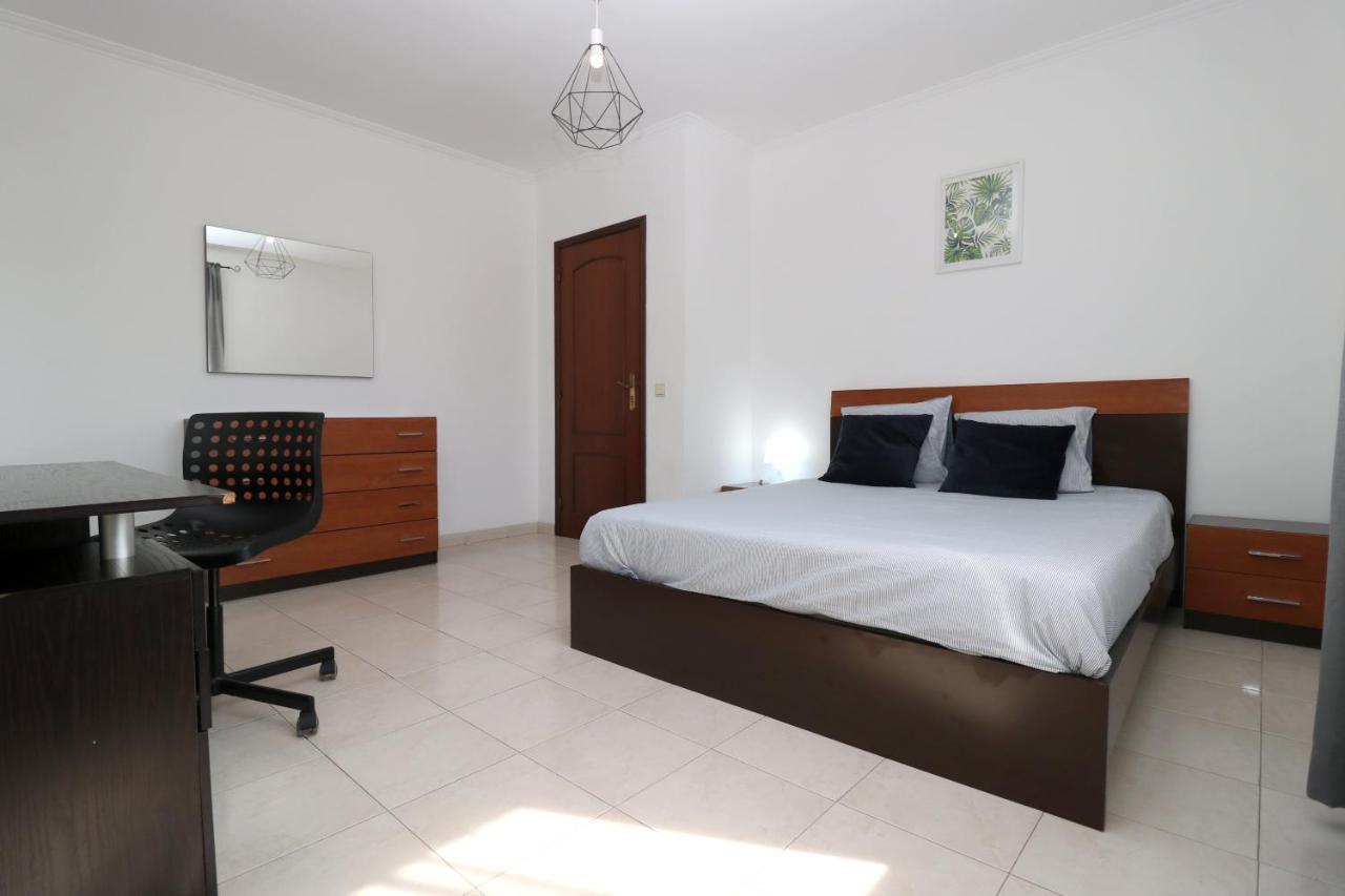 Charming Private Rooms In An Apartment A2 Penha - FAO Exteriér fotografie